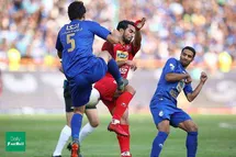 'آمار اخراجی های استقلال در لیگ نوزدهم/ 4 بازی، 3 اخراجی!'