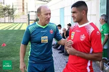 'حمایت عجیب بازیکنان پرسپولیس از جونیور'