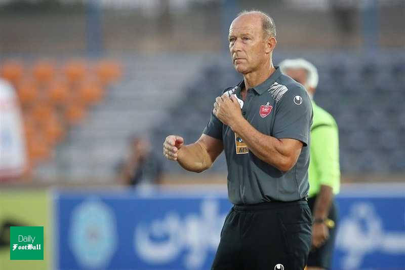 متن کامل مصاحبه جنجالی کالدرون/ سرمربی پرسپولیس: در بازی آخر استقلال یک گل و یک پنالتی حریف توسط داور تایید نشد