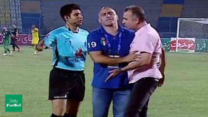 درگیری کمالوند و منصوریان در بازی پارس جنوبی و ذوب آهن