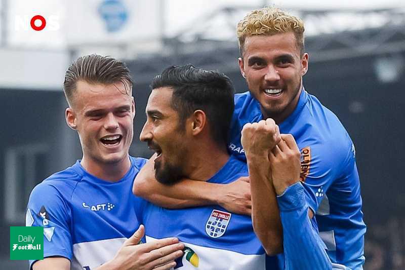 پیروزی زووله مقابل دن هاگ با گلزنی رضا قوچان نژاد