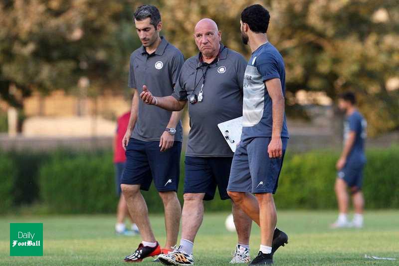 مجتبی جباری سرمربی موقت گل گهر شد