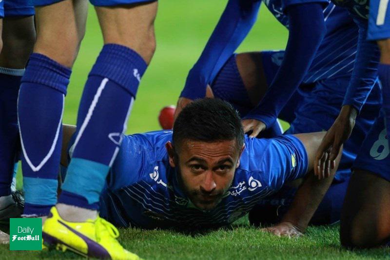 دست رد هواداران استقلال به سینه امید ابراهیمی