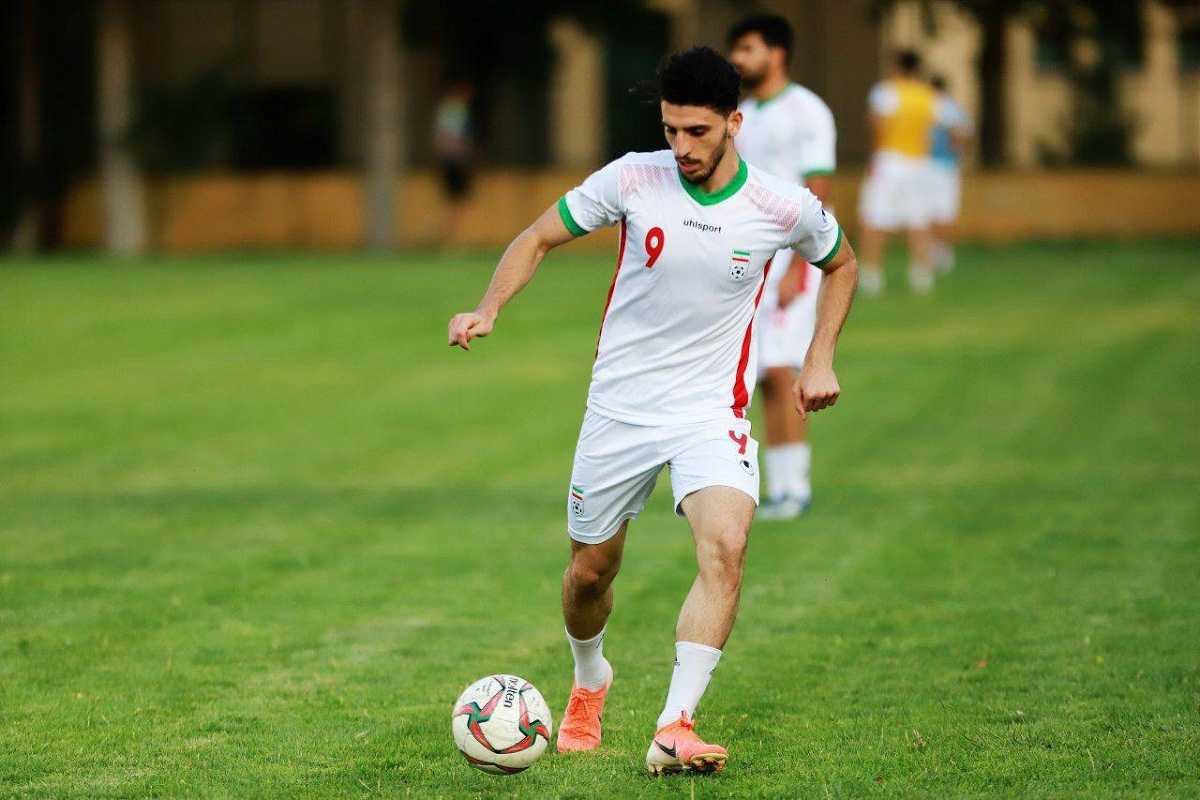 مهدی مهدی خانی به پرسپولیس پیوست| قرارداد 2 ساله مهاجم جوان با پرسپولیس | دیلی فوتبال