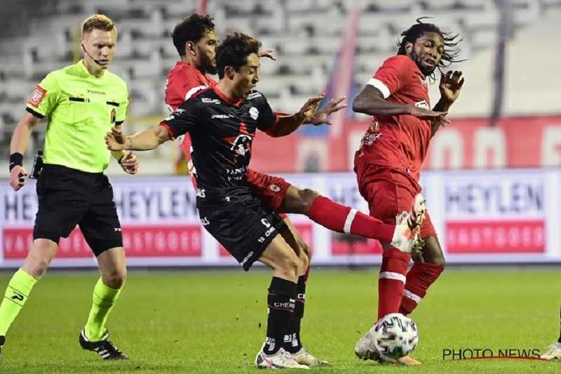 فیلم| خلاصه بازی آنتورپ و زولته وارخم؛ دروازه بان آنتورپ تماشاگر گلزنی حریف | دیلی فوتبال