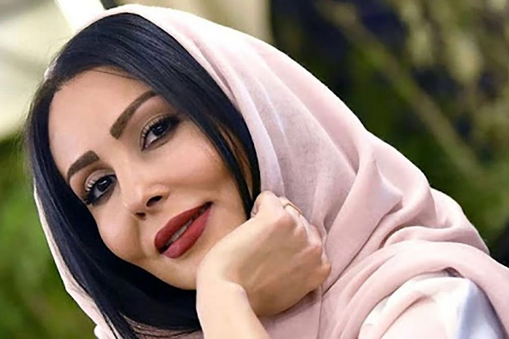 پرستو صالحی کشف حجاب کرد| فیلم کشف حجاب پرستو صالحی در اینستاگرام پرستو صالحی کشف حجاب کرد| فیلم کشف حجاب پرستو صالحی در اینستاگرام | دیلی فوتبال