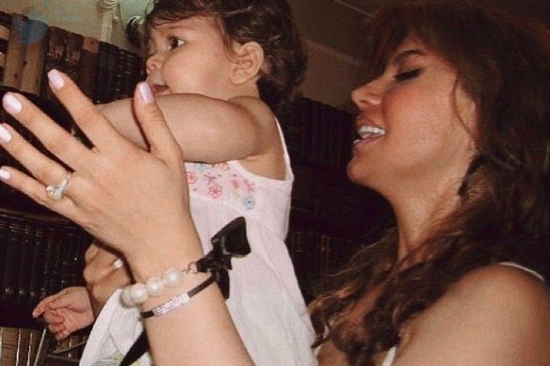 رونمایی دنیز دختر علی دایی از عکس همسر اول اسطوره فوتبال ایران | دیلی فوتبال