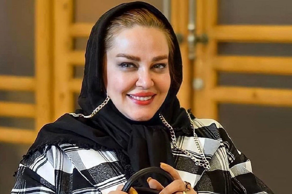 عکس| مراسم عقد بهاره رهنما در حرم امام رضا (ع) با چادر | دیلی فوتبال