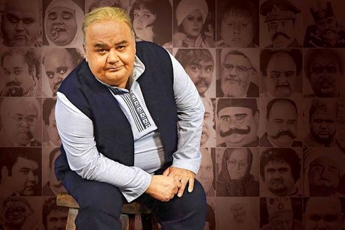 عکس| اکبر عبدی در کنار معین؛ بازیگر ایرانی مهمان ویژه کنسرت | دیلی فوتبال