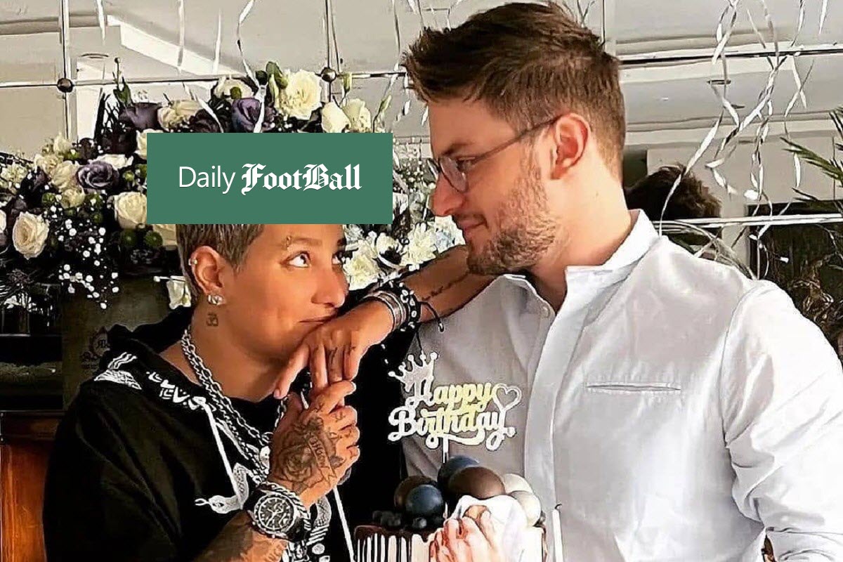 عکس| جشن تولد لاکچری دارا حیایی با کشف حجاب مونا بانکی پور همسر سابق امین حیایی عکس| جشن تولد لاکچری دارا حیایی با کشف حجاب مونا بانکی پور همسر سابق امین حیایی | دیلی فوتبال