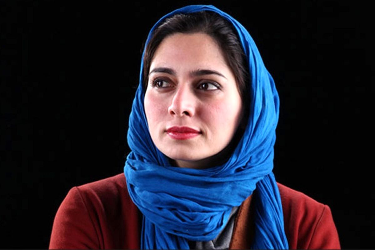 عکس| کشف حجاب پگاه آهنگرانی به بهانه مهسا امینی؛ از شورای نگهبان تا اعتراضات لندن، بازیگر زن در 38 سالگی بازنشته شد | دیلی فوتبال