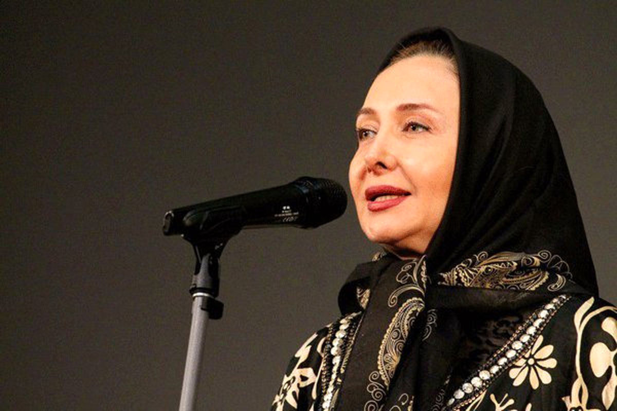 ماجرای فرار کتایون ریاحی از دست ماموران پلیس؛ اموال بازیگر زن توقیف شد | دیلی فوتبال
