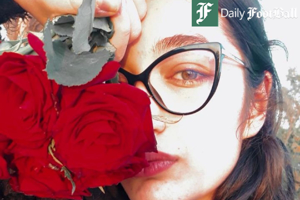 عکس و فیلم| سارینا اسماعیل زاده کیست؟؛ خودکشی یا کشته شدن در اعتراضات، علت مرگ دختر 16 ساله چه بود؟ عکس و فیلم| سارینا اسماعیل زاده کیست؟؛ خودکشی یا کشته شدن در اعتراضات، علت مرگ دختر 16 ساله چه بود؟ | دیلی فوتبال