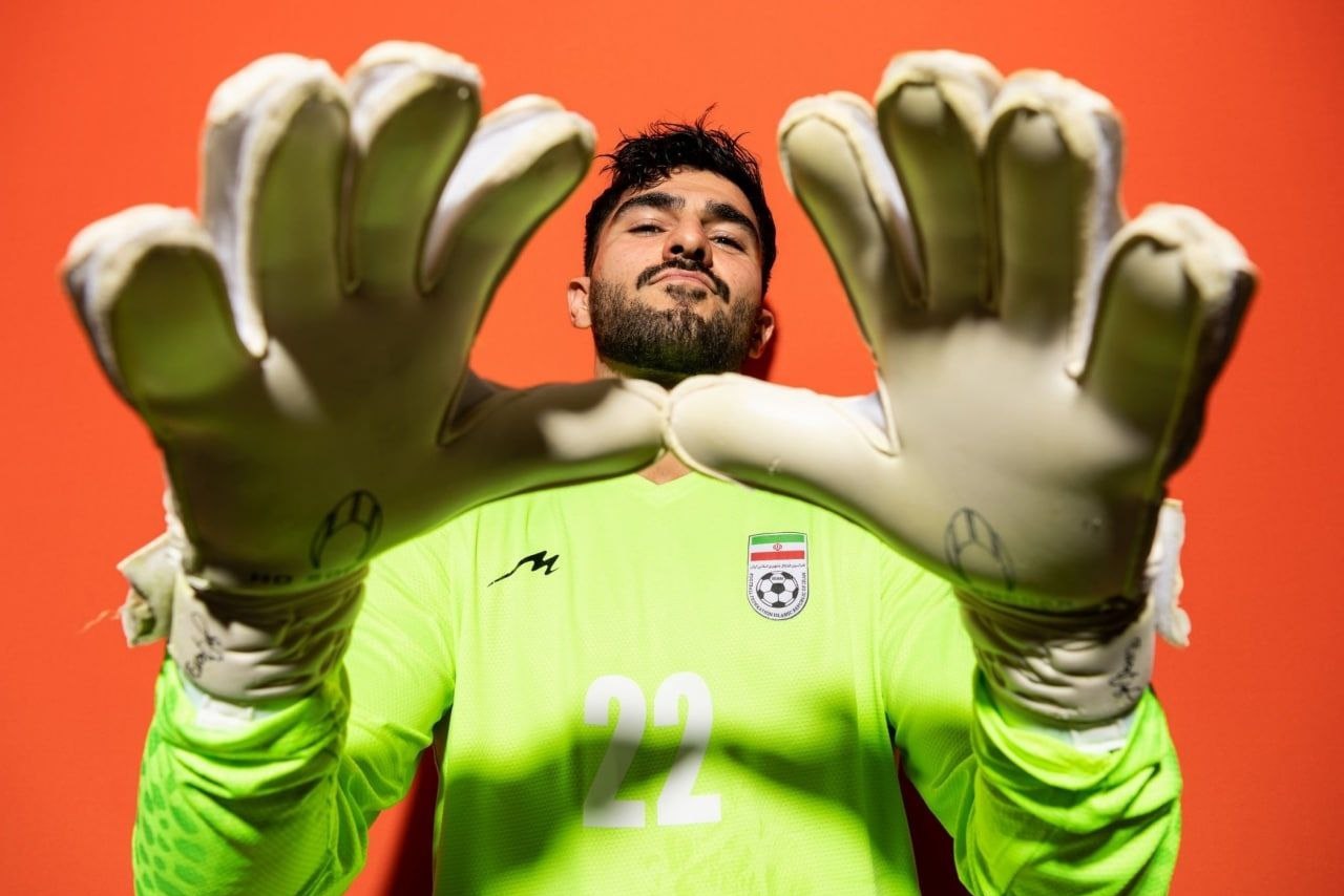 فیلم| سوتی وحشتناک امیر عابدزاده؛ عاقبت تکرار ناشیانه حرکت پدر | دیلی فوتبال