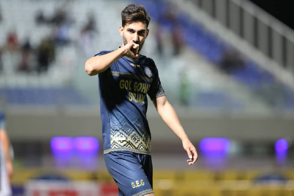 فیلم| رضا شکاری را محروم کنید تا مجبور نباشد فوتبال بازی کند! | دیلی فوتبال