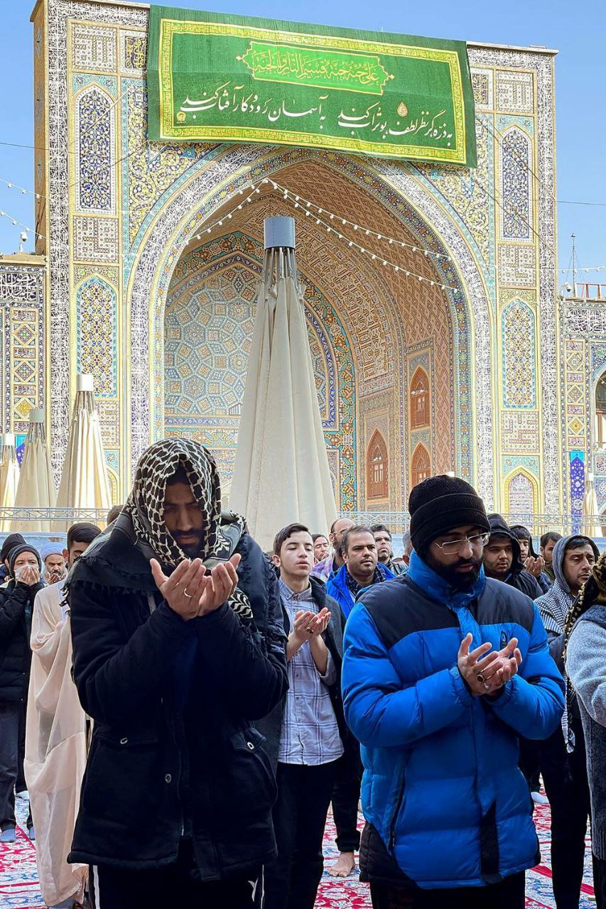 عکس| محمد انصاری در مراسم اعتکاف حرم امام رضا (ع) عکس| محمد انصاری در مراسم اعتکاف حرم امام رضا (ع) | دیلی فوتبال