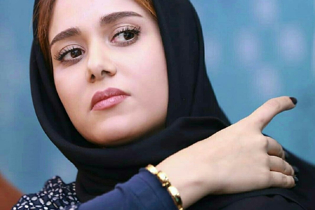 عکس| جنجال پریناز ایزدیار در اینستاگرام؛ سگ های ولگرد واجب تر از سیل زدگان سیستان و بلوچستان عکس| جنجال پریناز ایزدیار در اینستاگرام؛ سگ های ولگرد واجب تر از سیل زدگان سیستان و بلوچستان | دیلی فوتبال