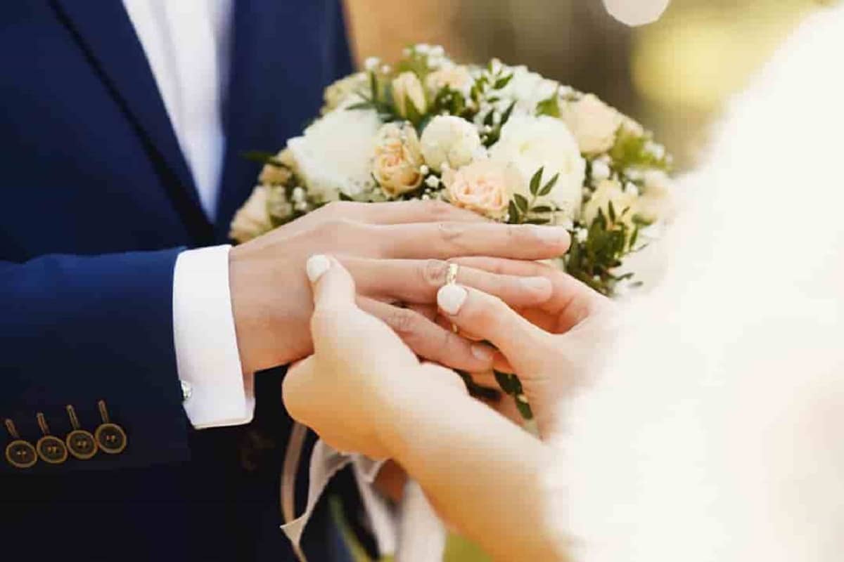فیلم| ازدواج ترسناک نیست؟! | دیلی فوتبال