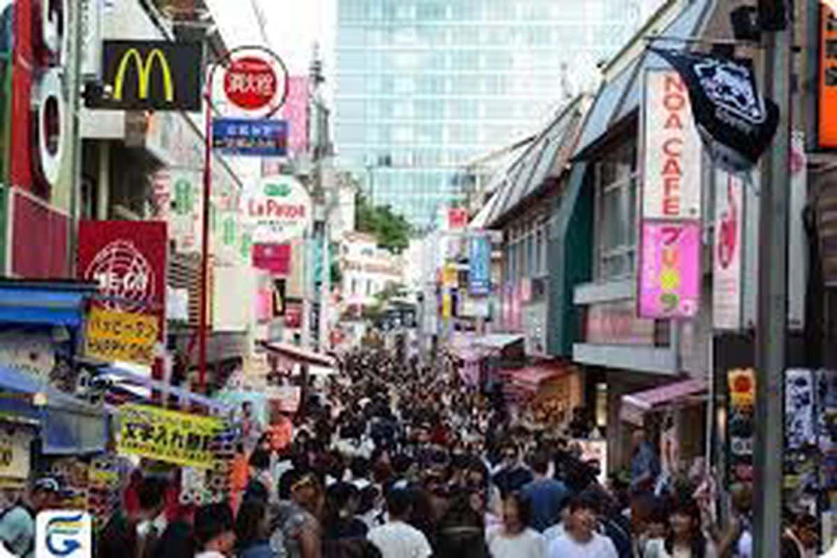 فیلم| سلبریتی های اجاره ای؛ بازیگرانی که شما را از تنهایی در می آورند فیلم| سلبریتی های اجاره ای؛ بازیگرانی که شما را از تنهایی در می آورند | دیلی فوتبال