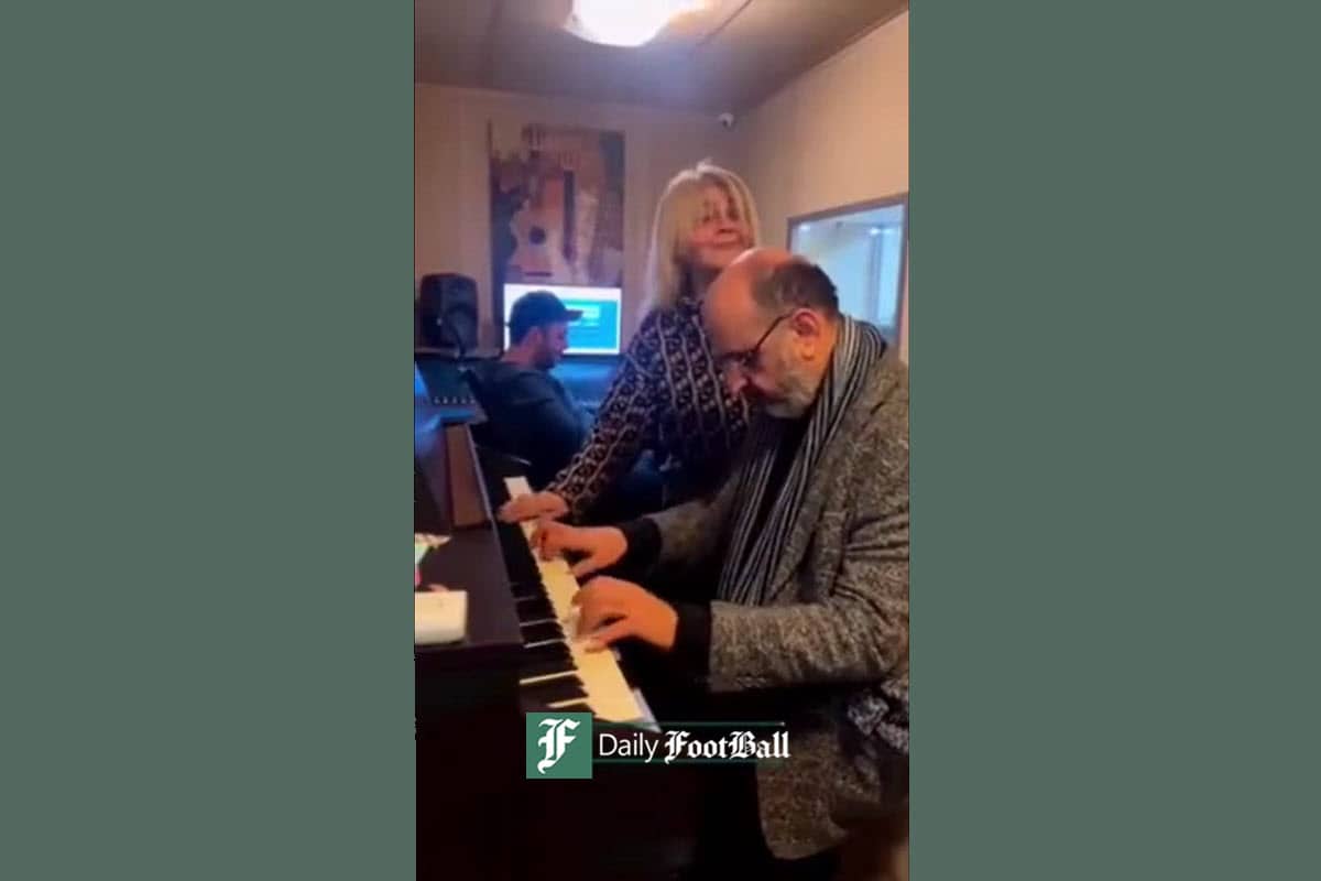 فیلم| اجرای محمد اصفهانی با زن بی حجاب در ارمنستان جنجال به پا کرد | دیلی فوتبال