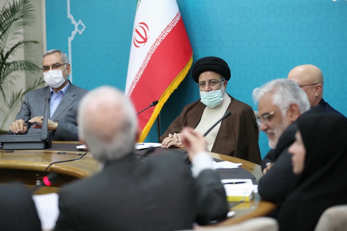 فیلم| سوتی عجیب در حضور رئیسی | دیلی فوتبال