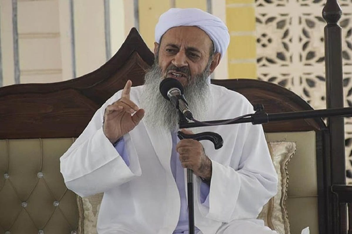 حبس، شکنجه و اعتراف گیری از یک طلبه در مسجد مکی توسط عوامل مولوی عبدالحمید حبس، شکنجه و اعتراف گیری از یک طلبه در مسجد مکی توسط عوامل مولوی عبدالحمید | دیلی فوتبال