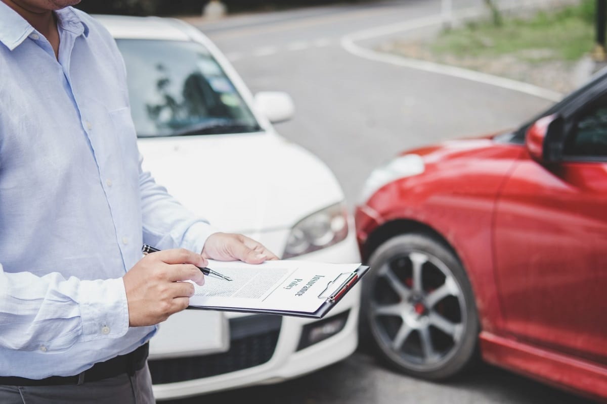 فیلم| تخلف شرکت های بیمه در پرداخت نکردن خسارت افت قیمت خودرو | دیلی فوتبال