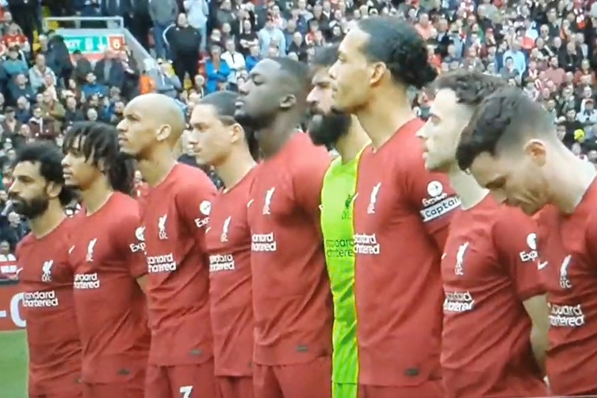 فیلم| امتناع بازیکنان لیورپول از خواندن سرود ملی انگلیس در اعتراض به تاجگذاری چارلز سوم | دیلی فوتبال