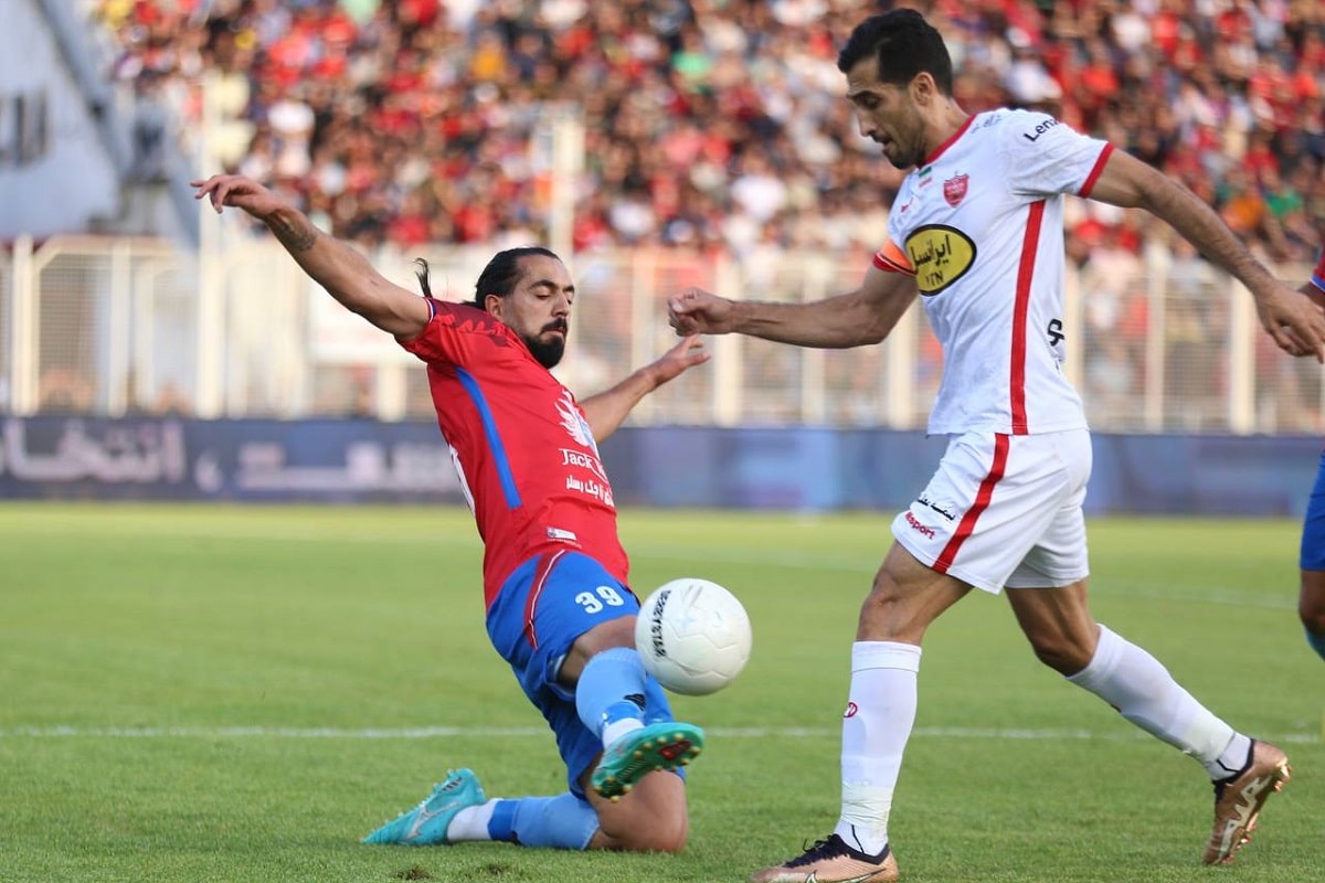 نتایج و جدول رده بندی لیگ برتر در پایان هفته سی ام| پرسپولیس قهرمان لیگ بیست و دوم | دیلی فوتبال