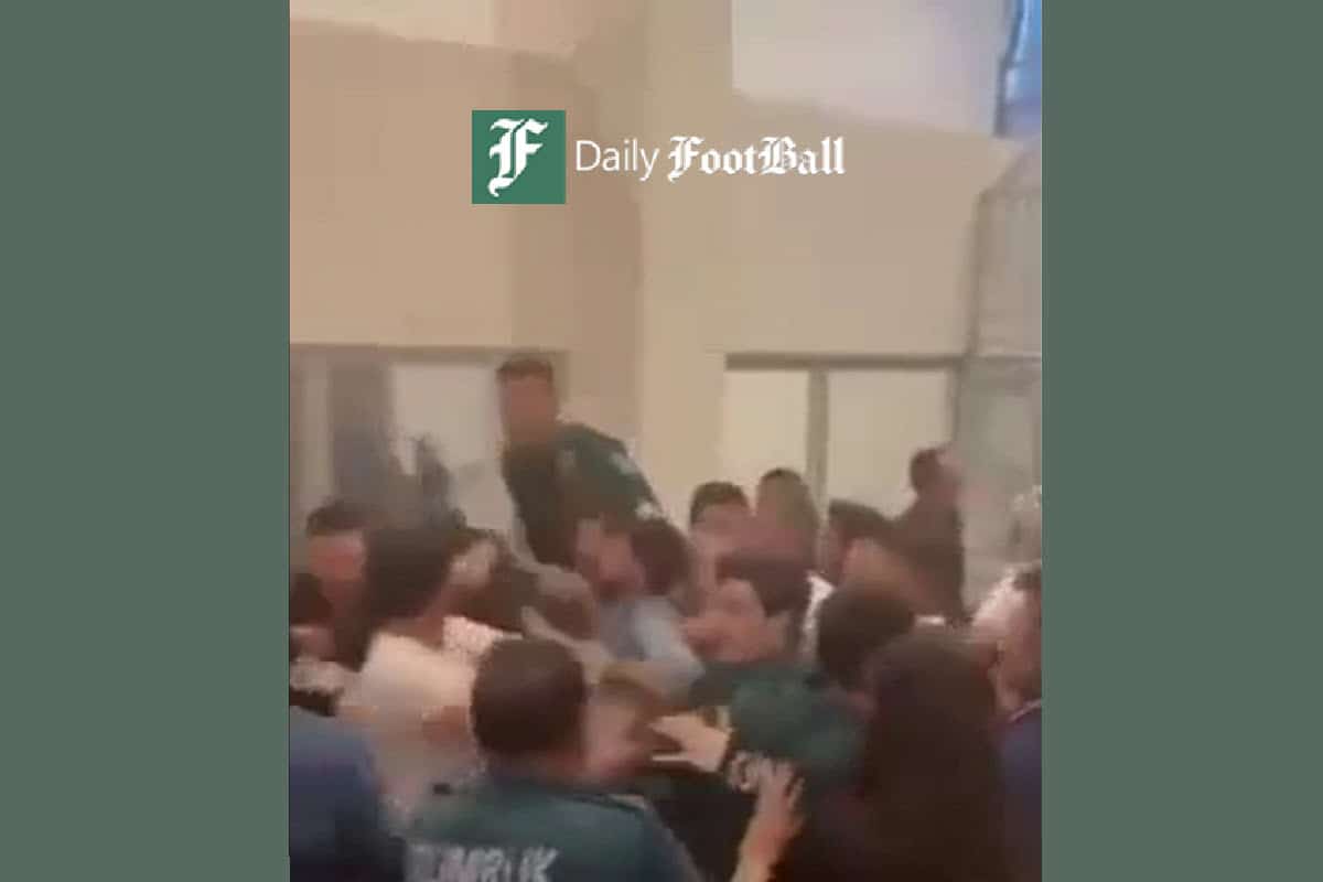 فیلم| کتک زدن وحشیانه شهروندان ایرانی در گمرک سرو ترکیه فیلم| کتک زدن وحشیانه شهروندان ایرانی در گمرک سرو ترکیه | دیلی فوتبال