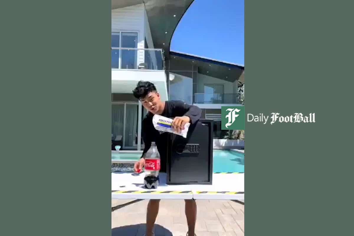 فیلم| عملیات باورنکردنی انفجار گاوصندوق با بطری نوشابه | دیلی فوتبال