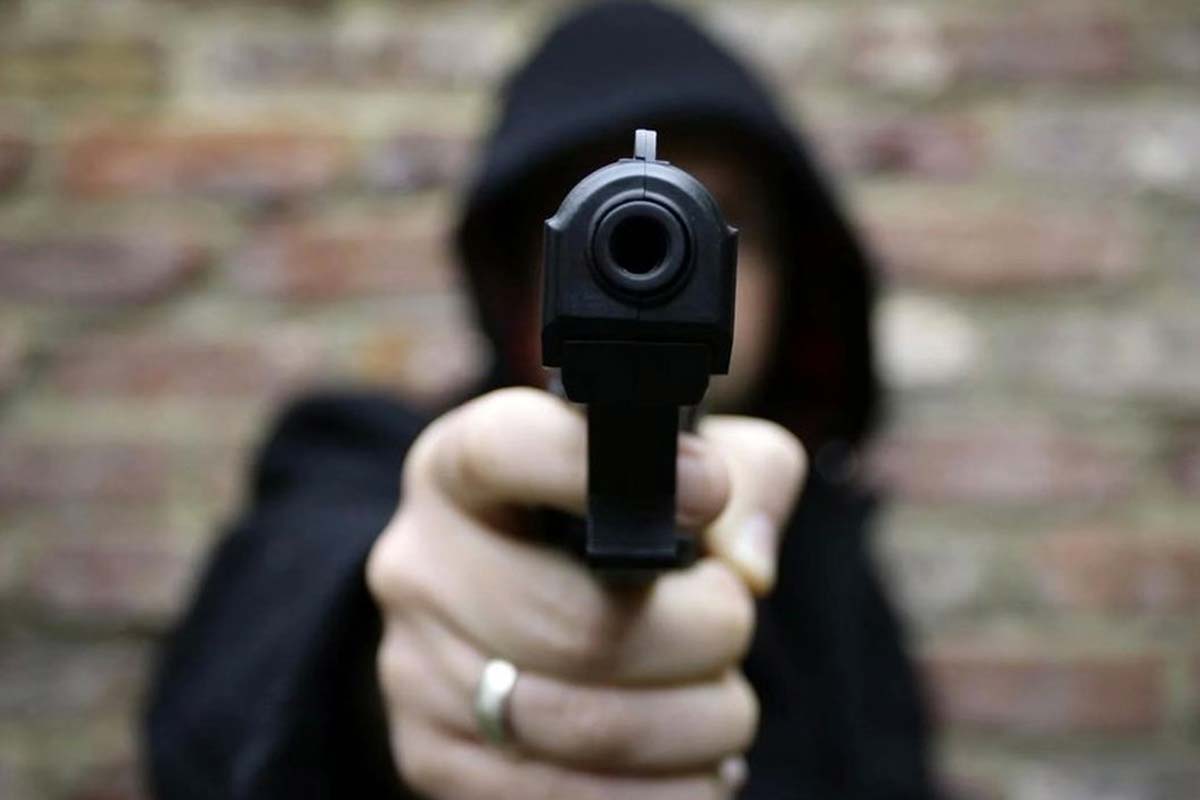 عکس| تیراندازی در قلب تهران | دیلی فوتبال