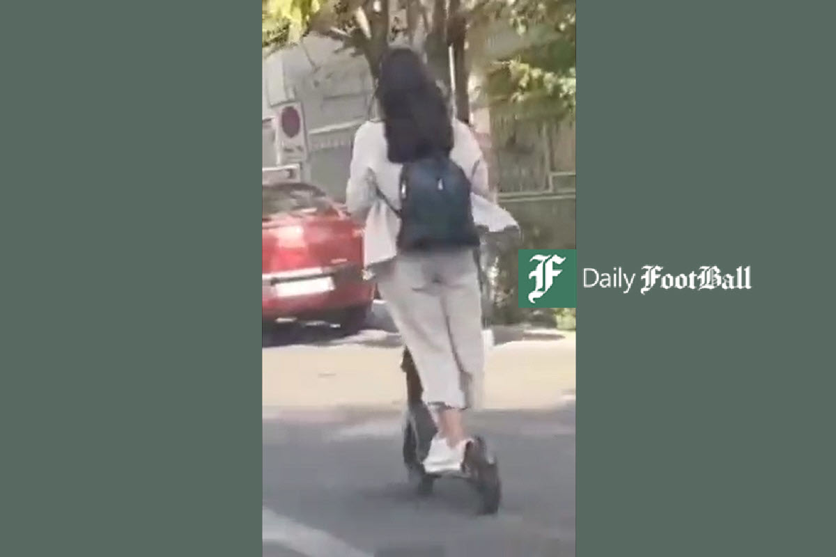 فیلم| هنجارشکنی سازمان یافته زن بی حجاب در خیابان های تهران فیلم| هنجارشکنی سازمان یافته زن بی حجاب در خیابان های تهران | دیلی فوتبال