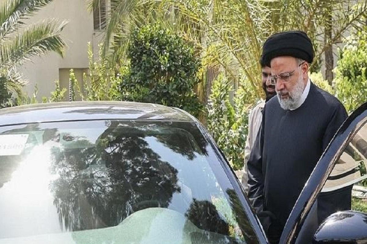 فیلم| رئیسی بالاخره پشت فرمون نشست! فیلم| رئیسی بالاخره پشت فرمون نشست! | دیلی فوتبال