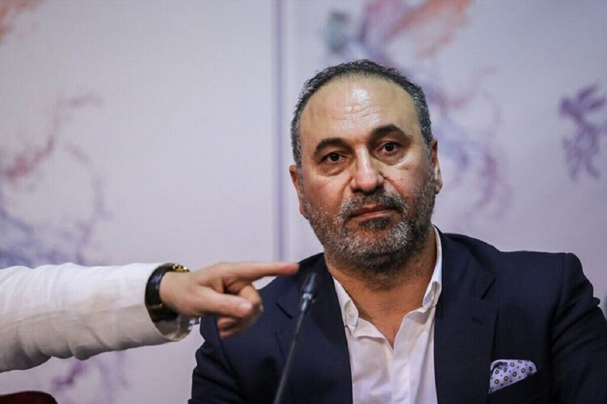 دورهمی بازیگران فراری با رضا پهلوی/ آغوش باز مهناز افشار و حمیدفرخ نژاد برای یاسمین پهلوی | دیلی فوتبال