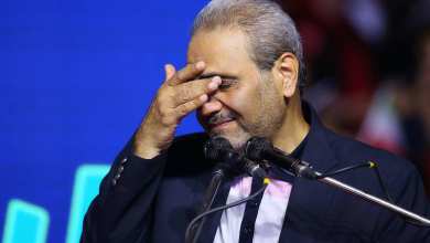 فیلم| واکنش جواد خیابانی به پنالتی پرحاشیه دربی 102 | دیلی فوتبال