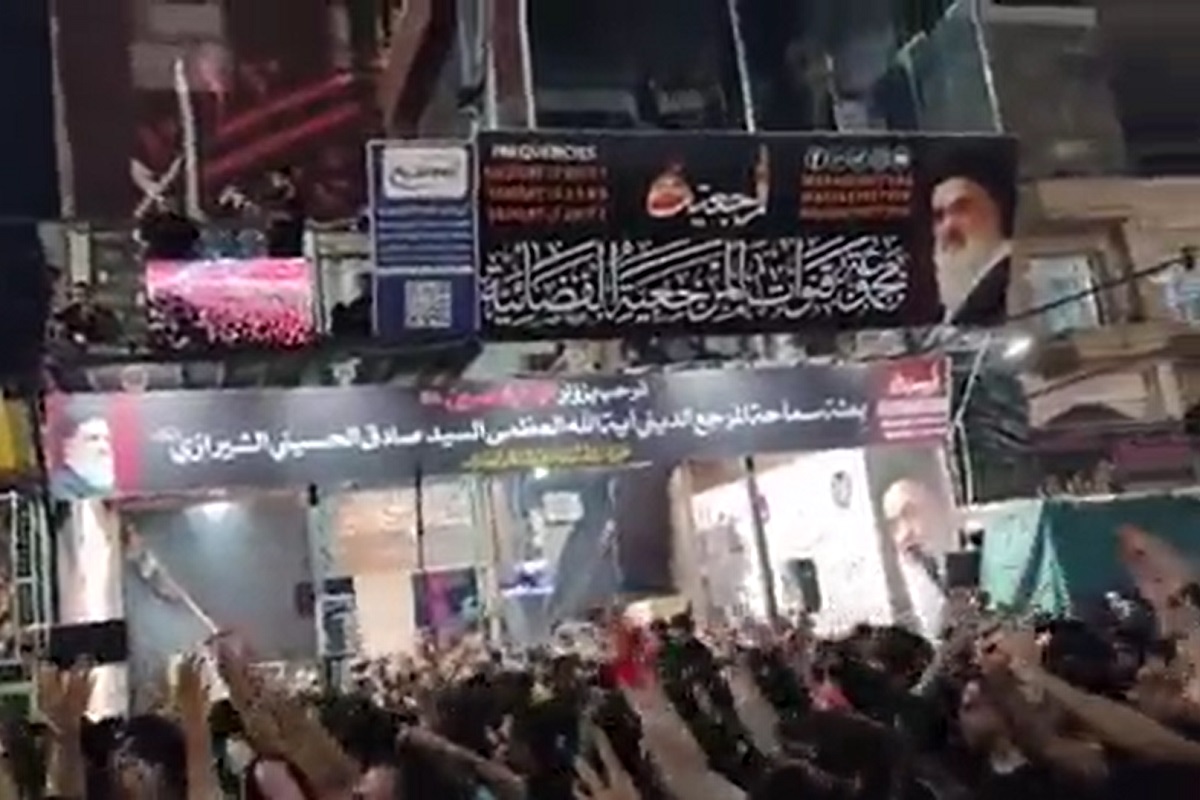 فیلم| سر دادن شعار لبیک یا خامنه ای مقابل موکب منتسب به صادق شیرازی در کربلا | دیلی فوتبال
