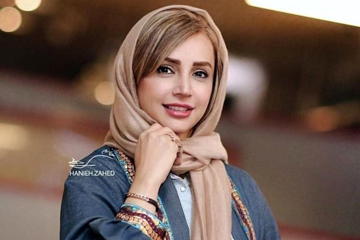 فیلم| مجری گری شبنم قلی خانی در یک شبکه اماراتی | دیلی فوتبال