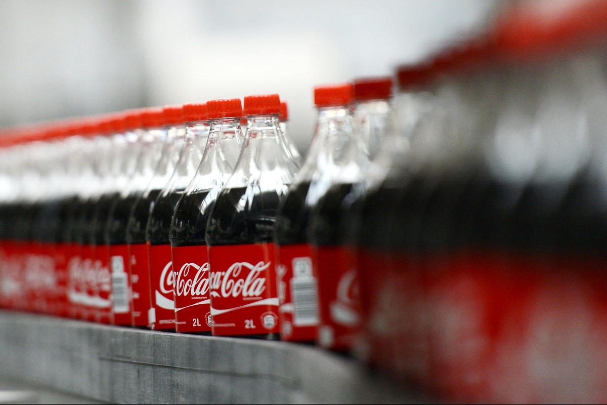 فیلم| واکنش عجیب پاکستانی ها به یهودی بودن مالک کوکا کولا | دیلی فوتبال