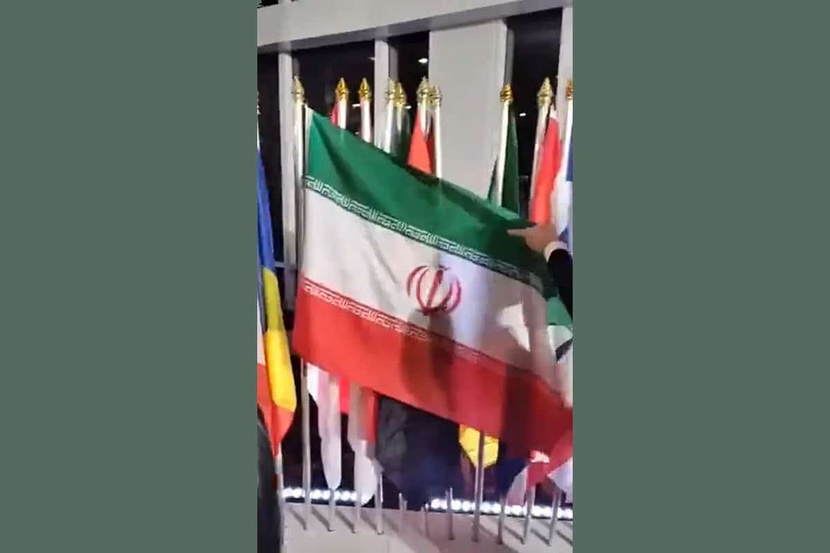 فیلم| اقدام انقلابی مربی تیم ملی موی تای ایران در مسابقات جهانی | دیلی فوتبال