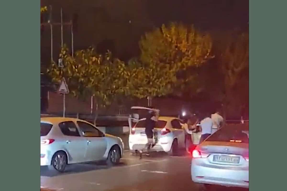 فیلم| عاقبت قمه کشی اراذل در خیابان اندرزگو فیلم| عاقبت قمه کشی اراذل در خیابان اندرزگو | دیلی فوتبال