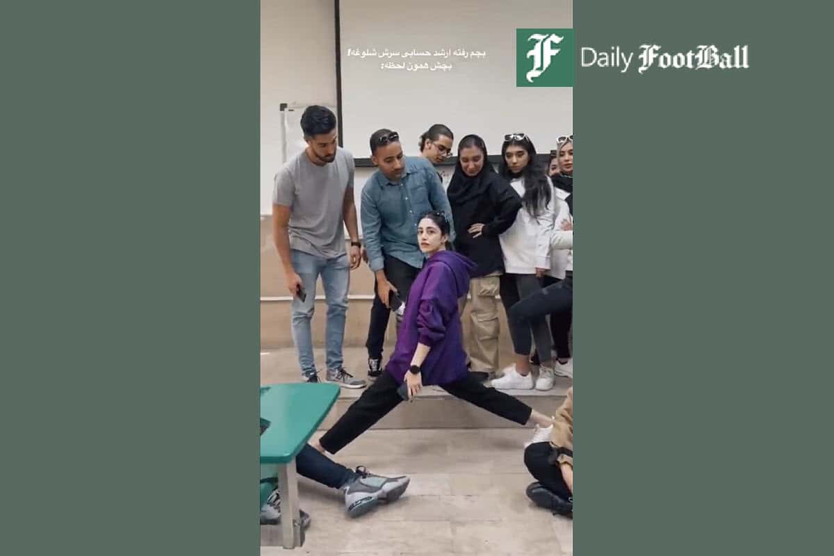 فیلم| چالش رقص دانشجویان دختر و پسر در دانشگاه؛ حراست و مسئولان فرهنگی در خواب فیلم| چالش رقص دانشجویان دختر و پسر در دانشگاه؛ حراست و مسئولان فرهنگی در خواب | دیلی فوتبال