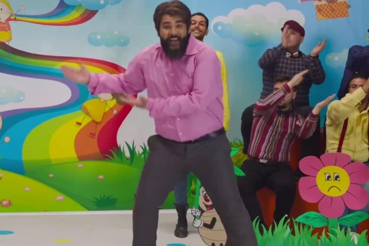 فیلم| موسسه اعتباری ملل اسپانسر موزیک ویدیوی مستهجن ساسی مانکن! | دیلی فوتبال