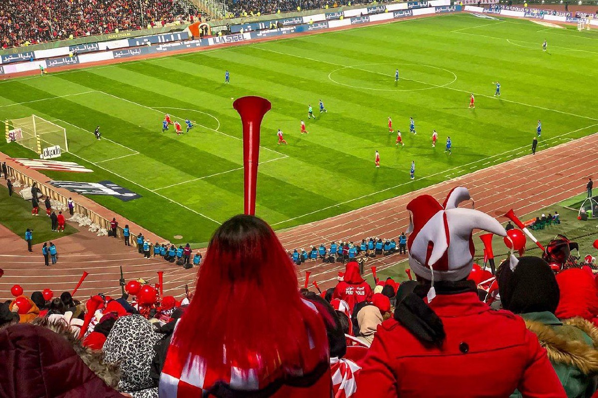 عکس| واکنش ستاد امر به معروف استان تهران به هنجارشکنی تماشاگران بی حجاب دربی در ورزشگاه آزادی عکس| واکنش ستاد امر به معروف استان تهران به هنجارشکنی تماشاگران بی حجاب دربی در ورزشگاه آزادی | دیلی فوتبال