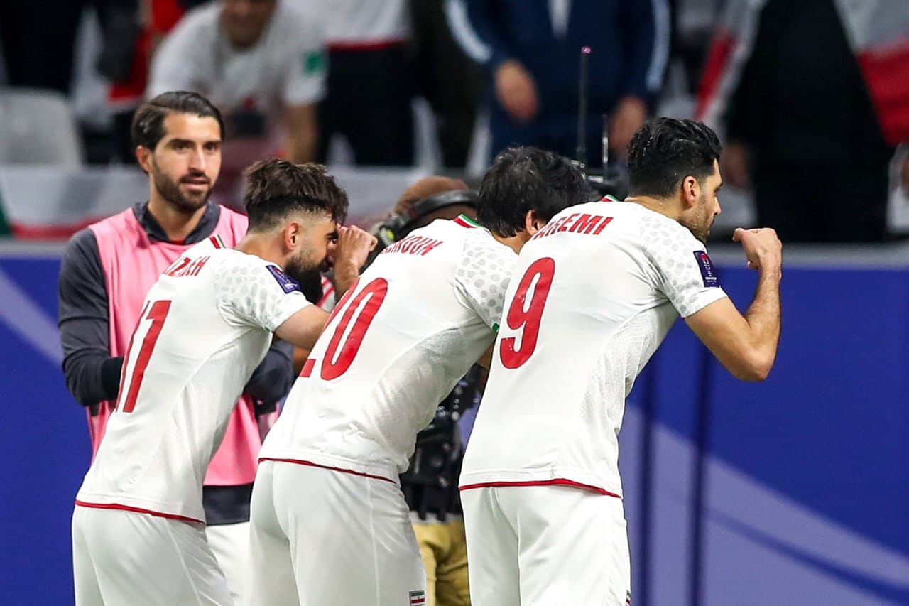 فیلم| ناراحتی مجری و کارشناس اینترنشنال از پیروزی های تیم ملی ایران در جام ملت های آسیا | دیلی فوتبال