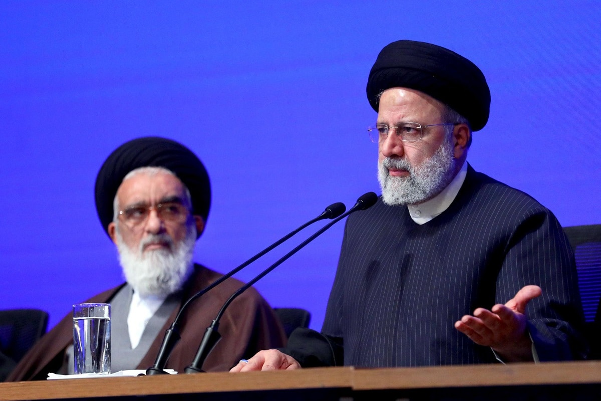 فیلم| هشدار رئیسی به بی حجاب ها | دیلی فوتبال