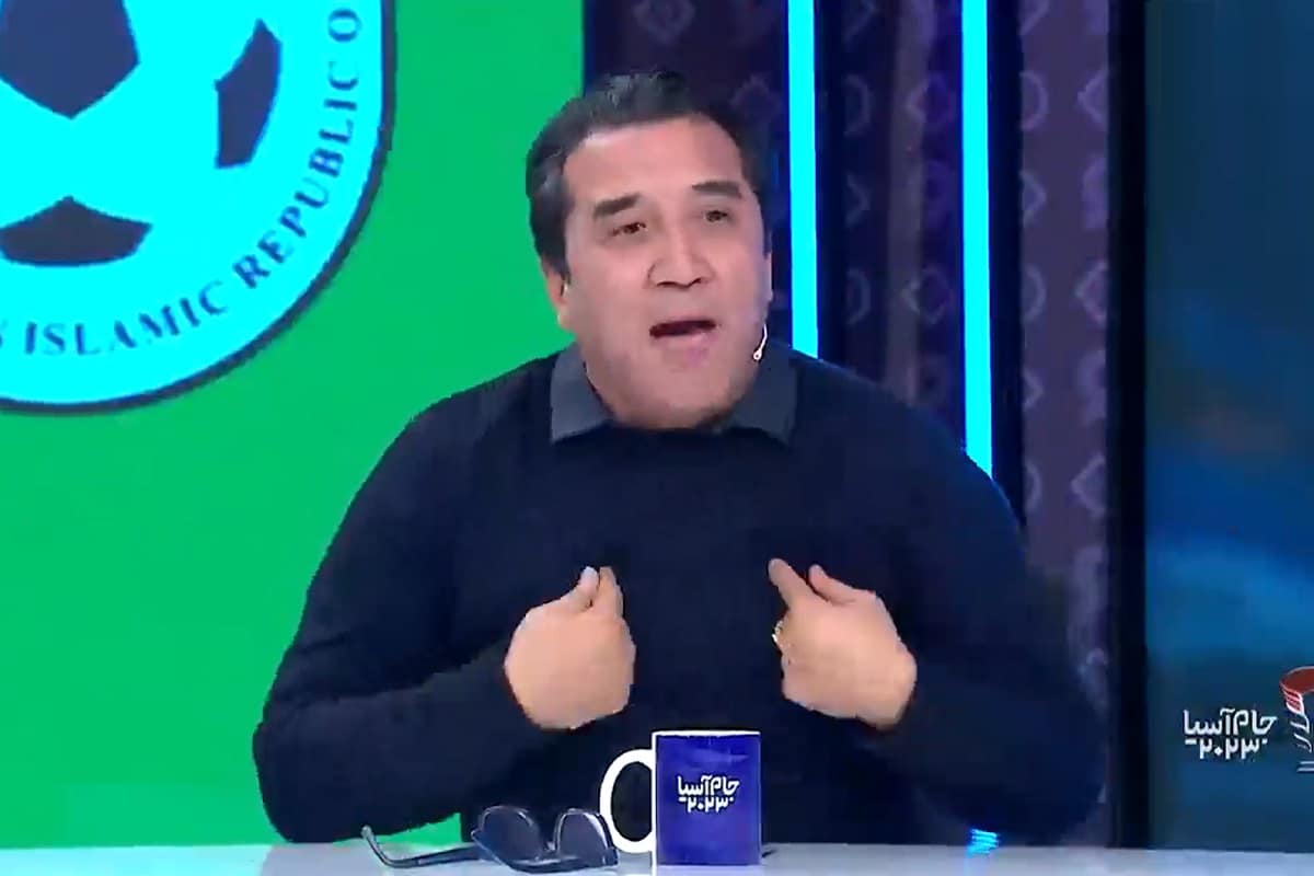 فیلم| درگیری شدید خداداد عزیزی و جواد خیابانی روی آنتن زنده تلویزیون فیلم| درگیری شدید خداداد عزیزی و جواد خیابانی روی آنتن زنده تلویزیون | دیلی فوتبال