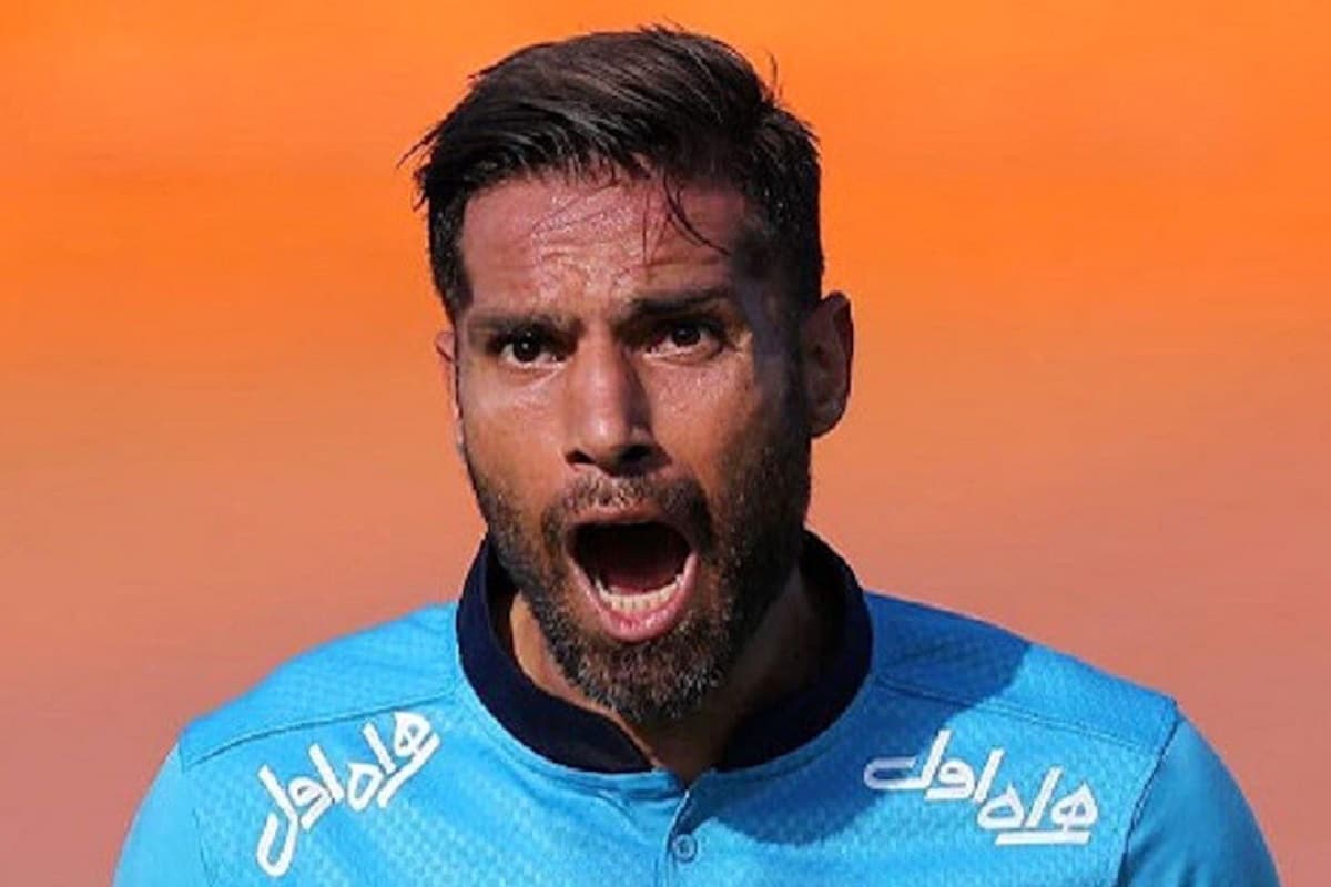 عکس| اعتراض شدید پیشکسوت استقلال به رئیسی عکس| اعتراض شدید پیشکسوت استقلال به رئیسی | دیلی فوتبال