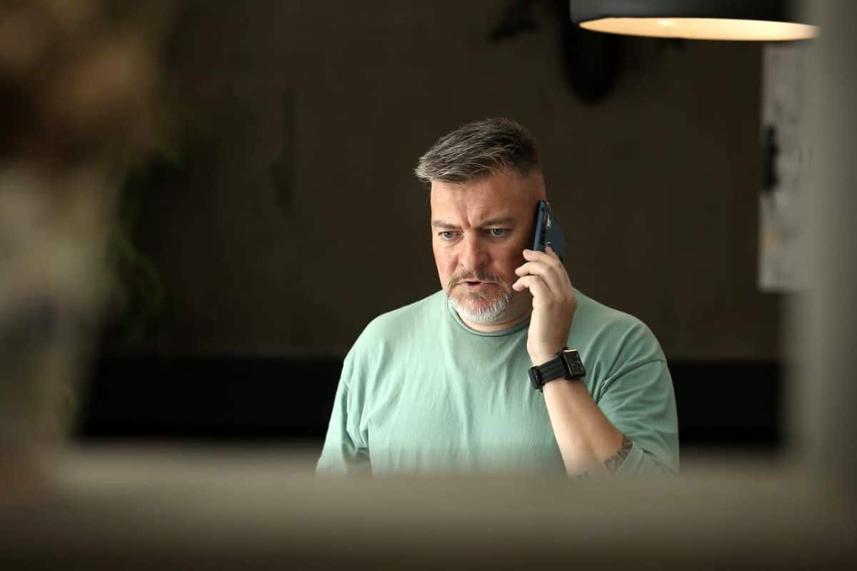 عکس| حمله تند بازیگر گاندو به سلبریتی های خاموش عکس| حمله تند بازیگر گاندو به سلبریتی های خاموش | دیلی فوتبال