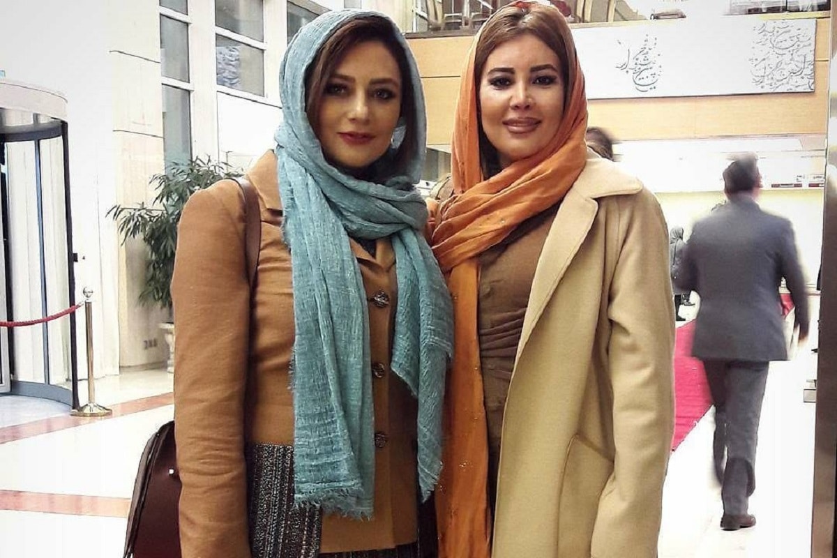 عکس| هنجارشکنی و کشف حجاب علنی خواهر یکتا ناصر با تهدید نیروهای پلیس عکس| هنجارشکنی و کشف حجاب علنی خواهر یکتا ناصر با تهدید نیروهای پلیس | دیلی فوتبال